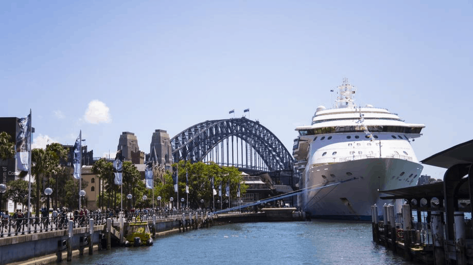 image of cruise ship in Australia